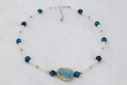 Heart of the Ocean Necklace - the perfect fusion of sapphires and white crystals