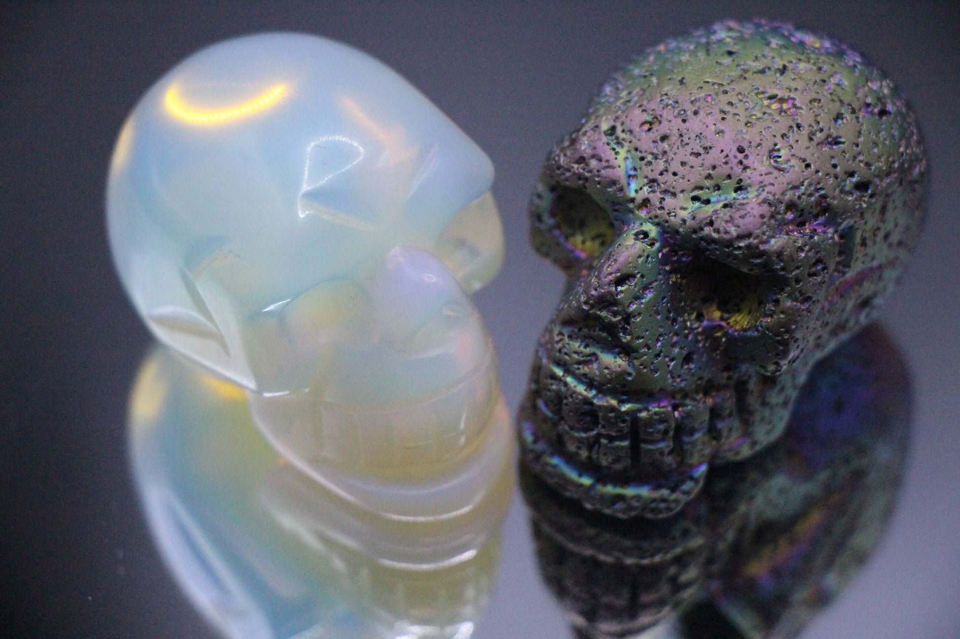 Skull ornaments—artificial carving—natural stone material1